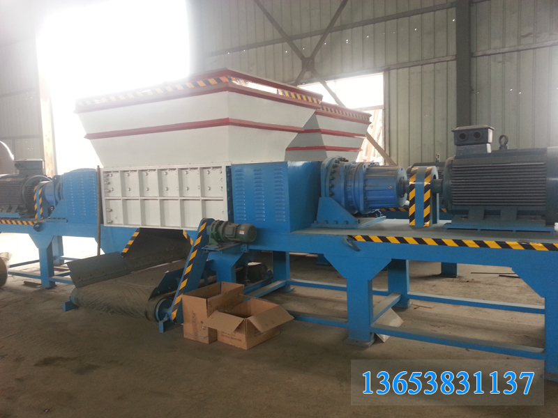 132.編織袋撕碎機