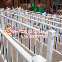 供應(yīng)道路隔離欄加工、河道橋梁護(hù)欄特點(diǎn)、草坪綠化護(hù)欄廠家直銷