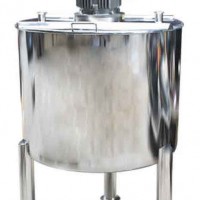 河南不銹鋼儲(chǔ)罐,攪拌罐,發(fā)酵罐,保溫罐,高剪切乳化罐生產(chǎn)廠家
