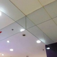 河北擋煙垂壁廠家，任丘市龍騰門業(yè)有限公司